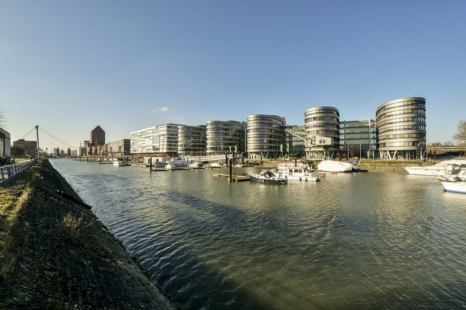 Innenhafen Duisburg - Blick auf den unteren Teil mit Marina