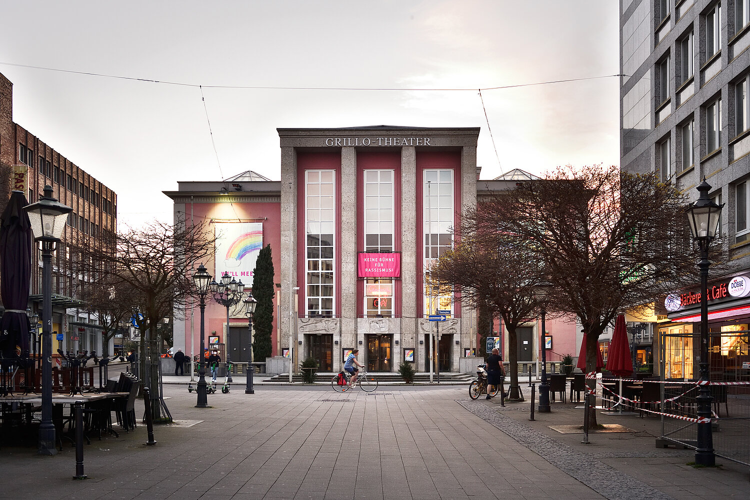 Blick auf das Grillo-Theater in Essen