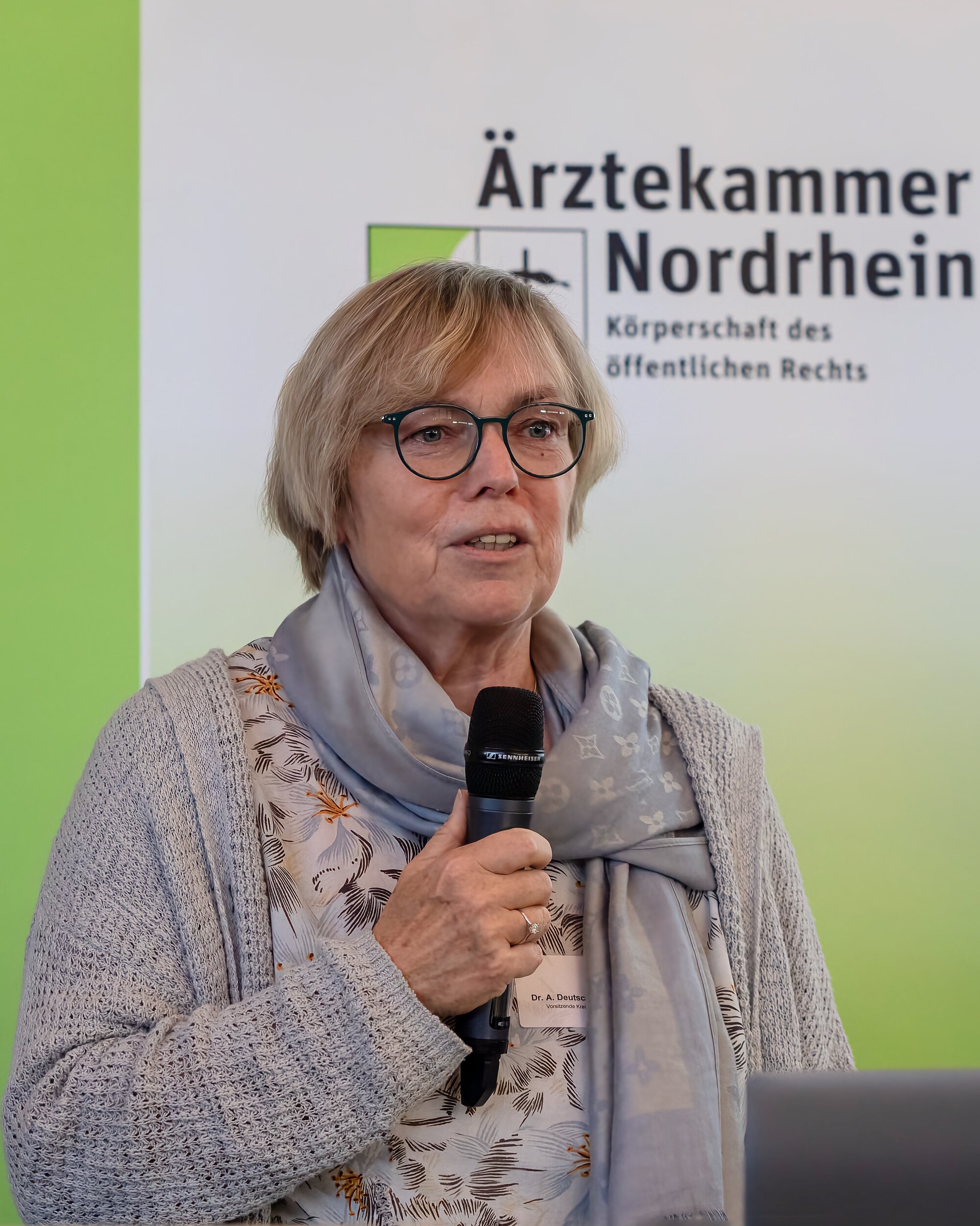 Dr. Annette Deutsch-Friedrich