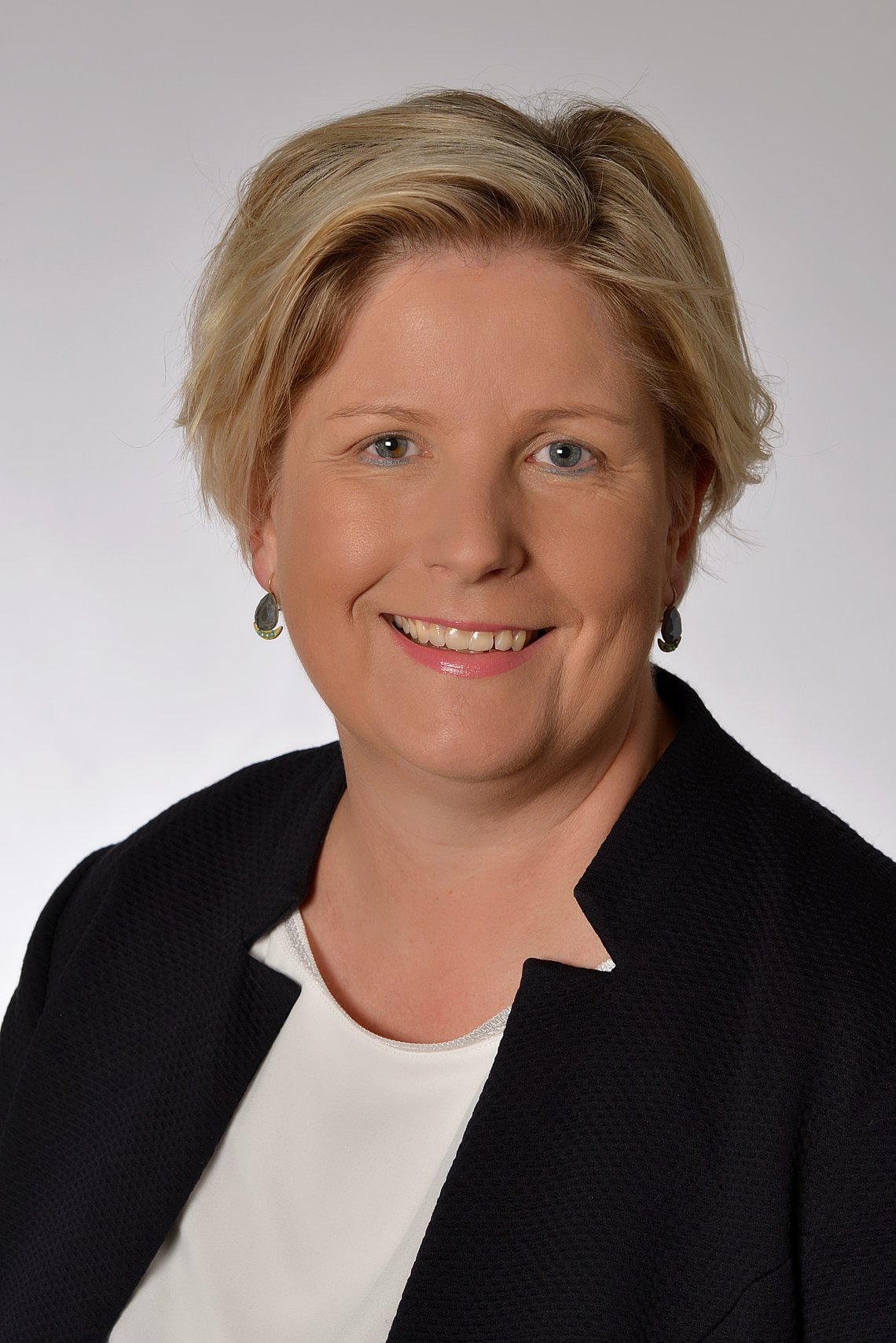 middendorf-claudia.jpg middendorf-claudia.jpg