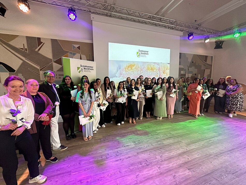 Gruppenbild Lossprechungsfeier MFA der Oberhausen