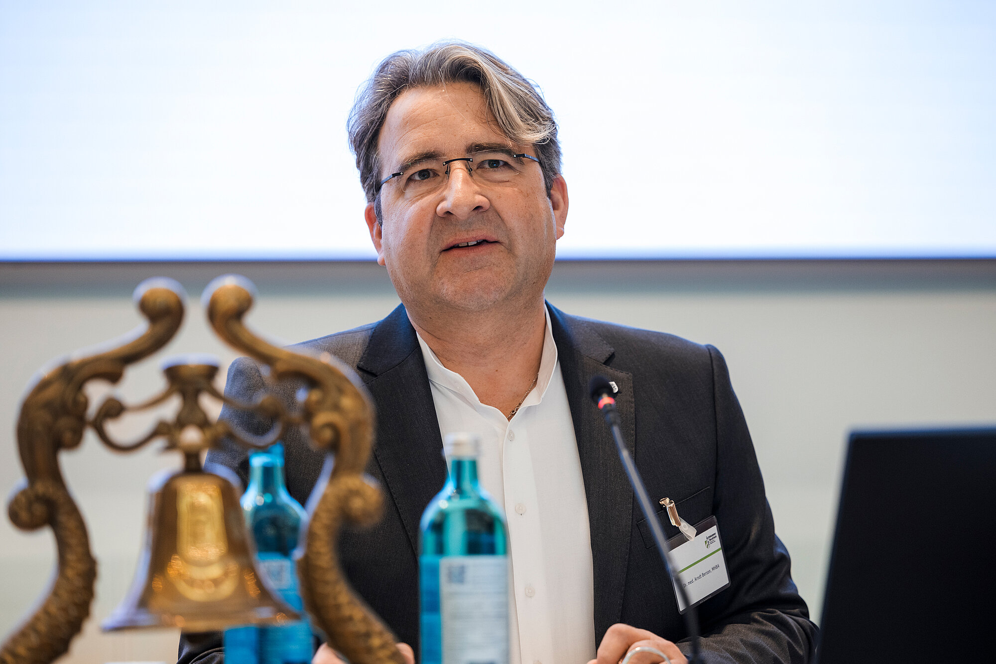Dr. Arndt Berson auf der Kammerversammlung 16.11. Dr. Arndt Berson auf der Kammerversammlung 16.11.