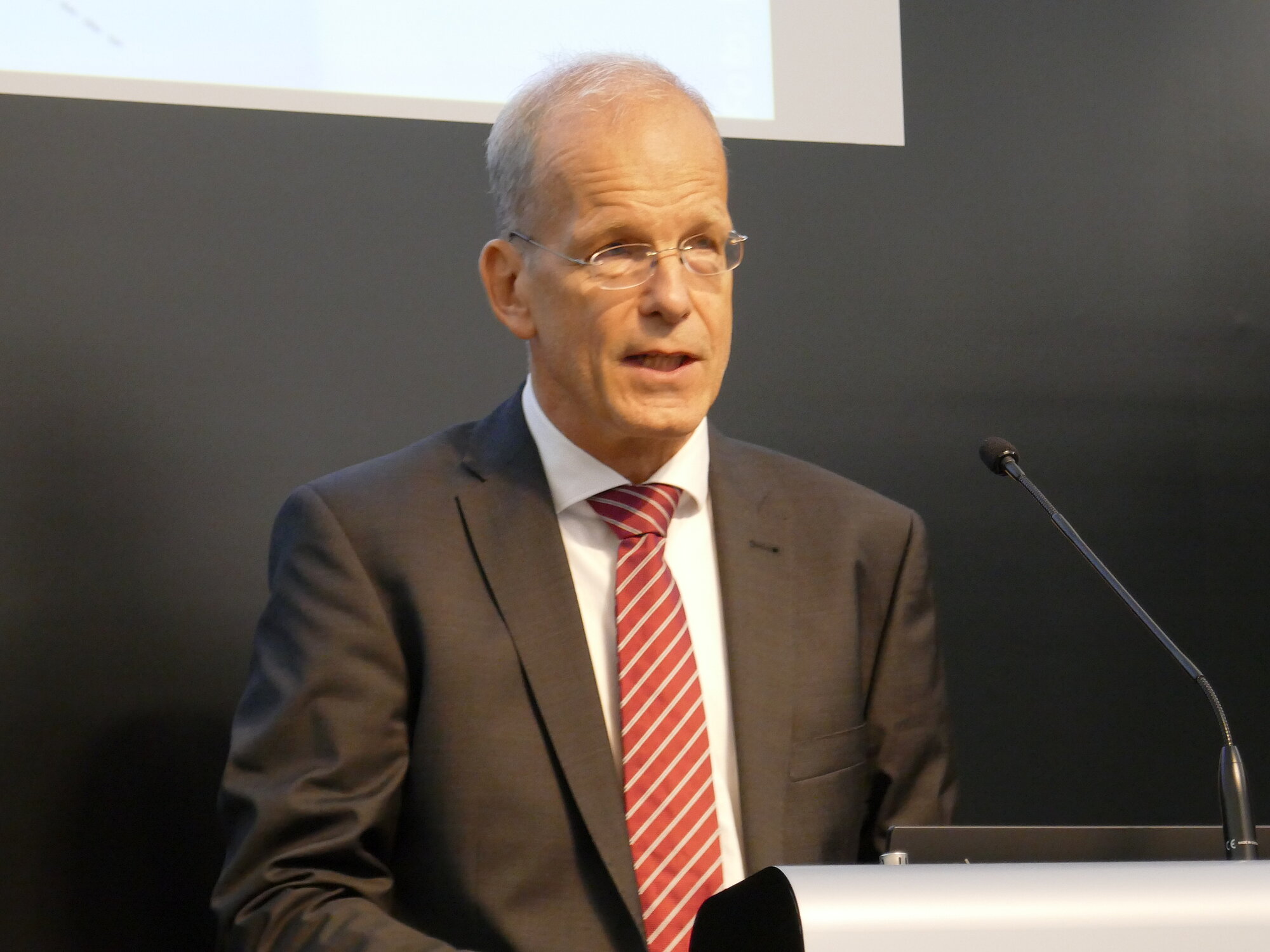 Prof. Dr. jur. Christian Katzenmeier