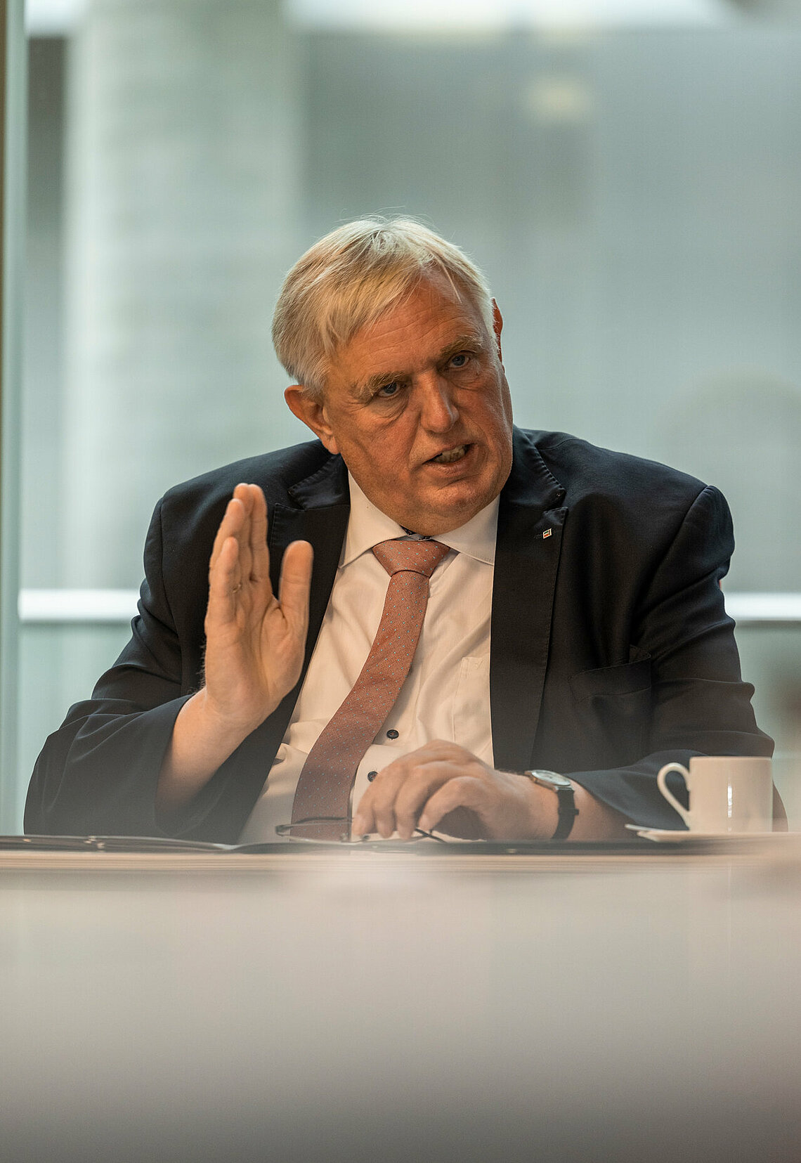 laumann-karl-josef-1.jpg Karl-Josef Laumann im Interview mit dem Rheinischen Ärzteblatt.