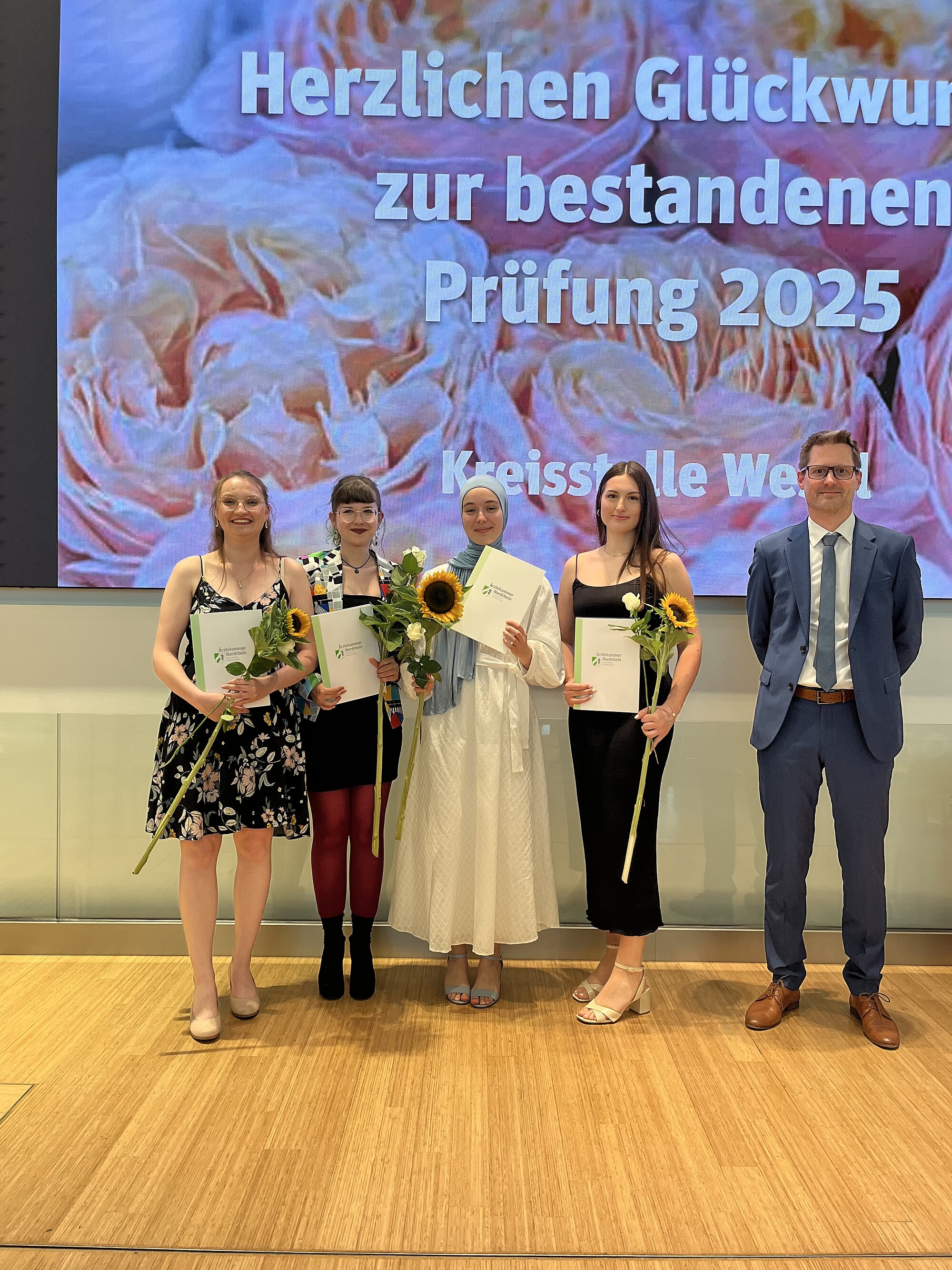 Medizinische Fachangestellte und Dr. Martin Ditges