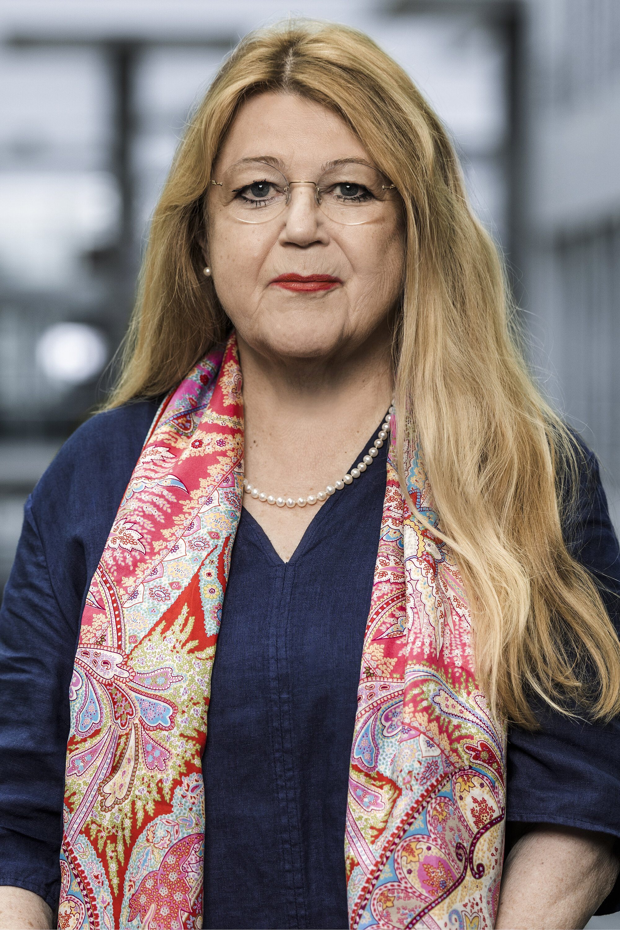 christa-bartels.jpg
