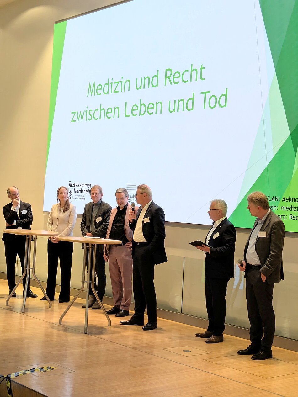 Podiumsdiskussion zur Patientenverfügung Podiumsdiskussion zur Patientenverfügung