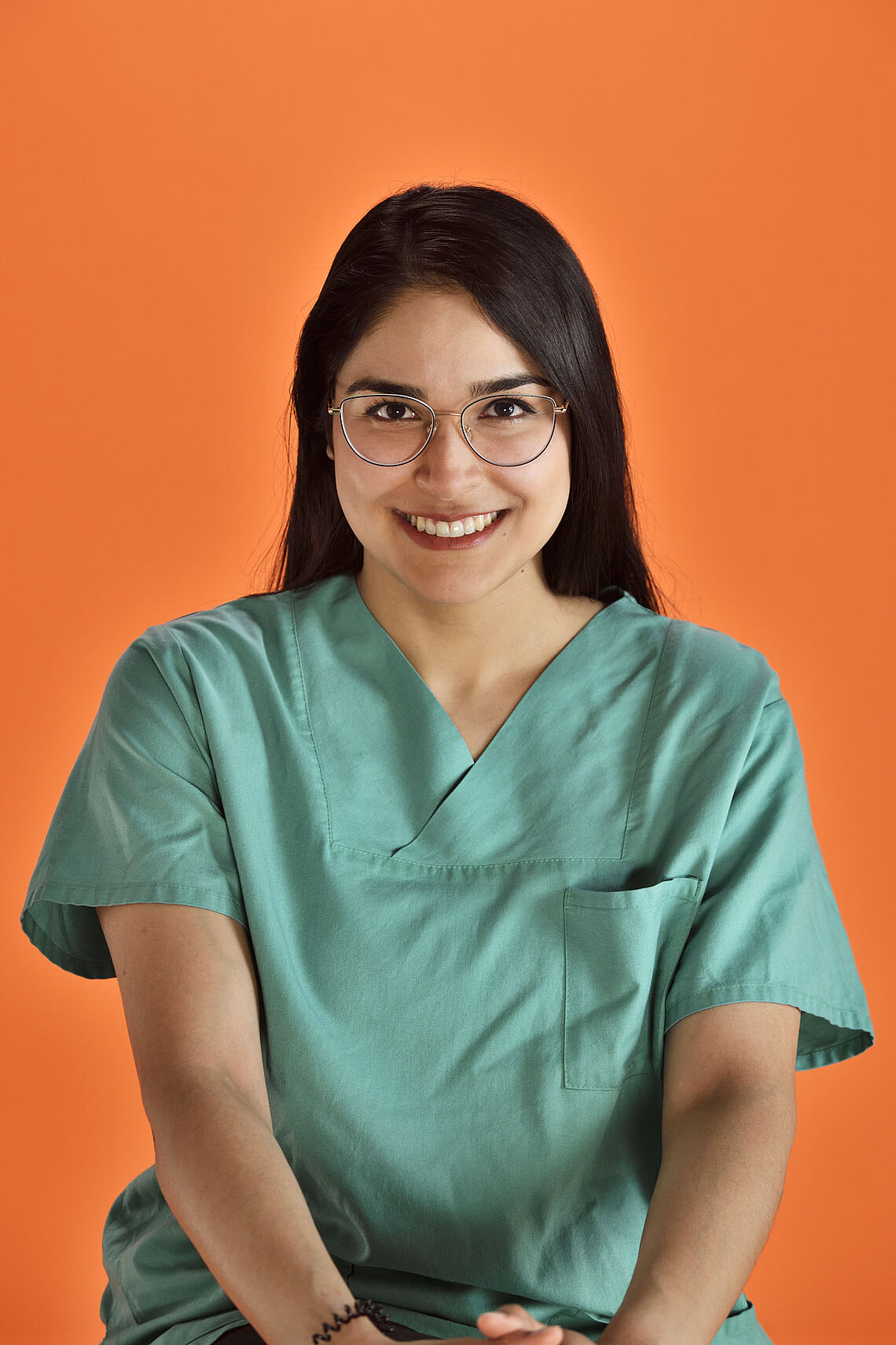 Portrait von Dr. Irsa Salehi