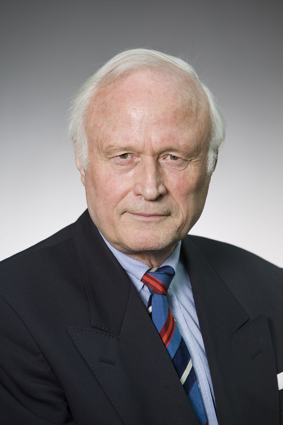 dr.-dieter-laum.jpg