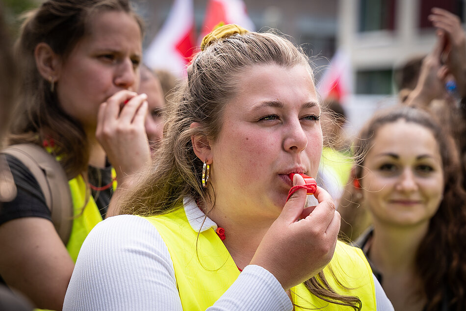 Streik an Unikliniken in Nordrhein-Westfalen - Demonstration