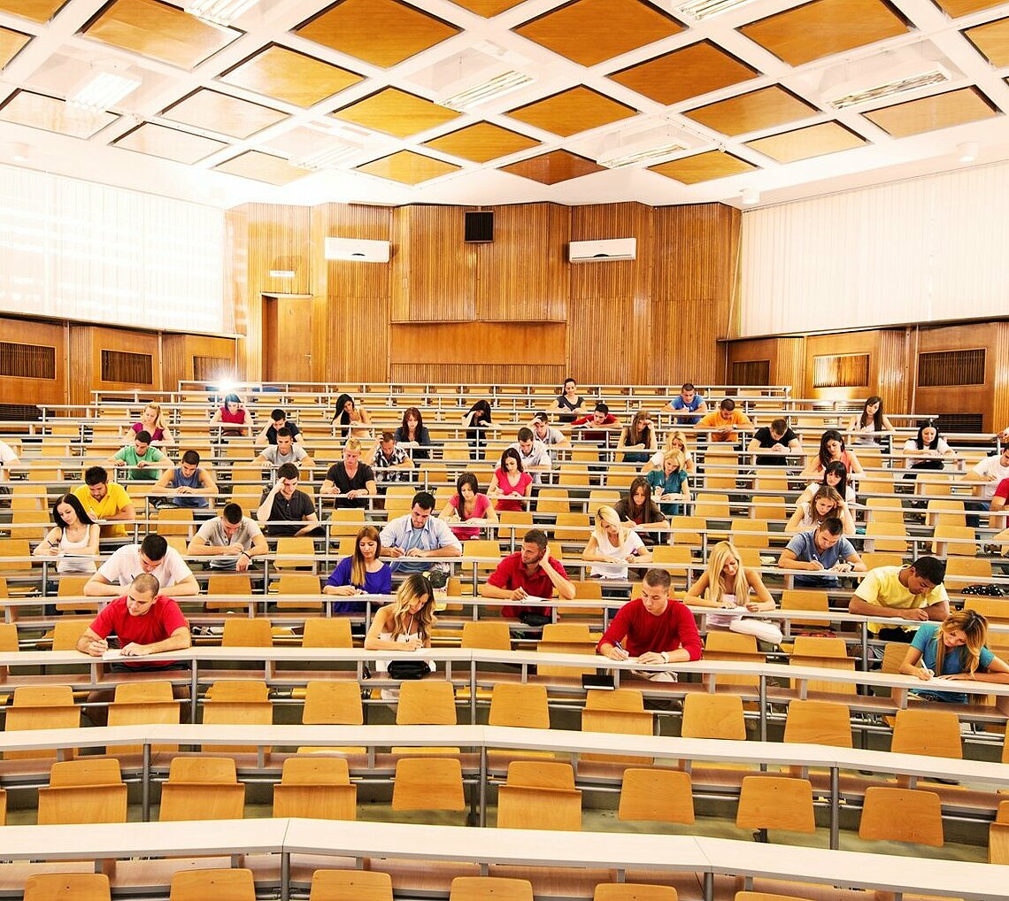 Hörsaal Hörsaal mit Studenten