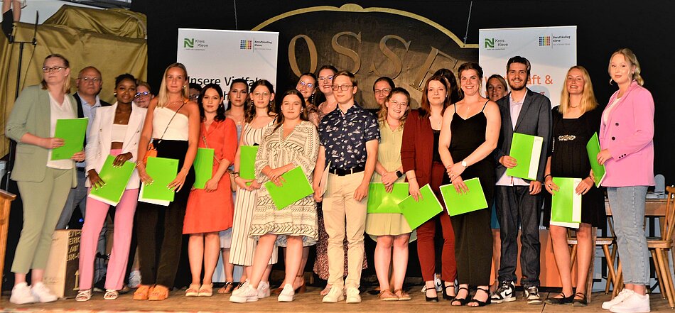 Gruppenfoto Medizinische Fachangestellte bei der Lossprechung in Kleve