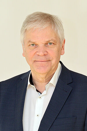 Portrait von Dr. Hans-Albert Gehle, Präsident der Ärztekammer Westfalen-Lippe