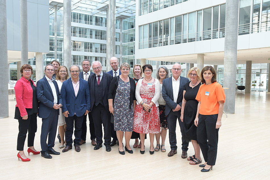Gruppenfoto der Beteiligten am Projekt Interkultkom
