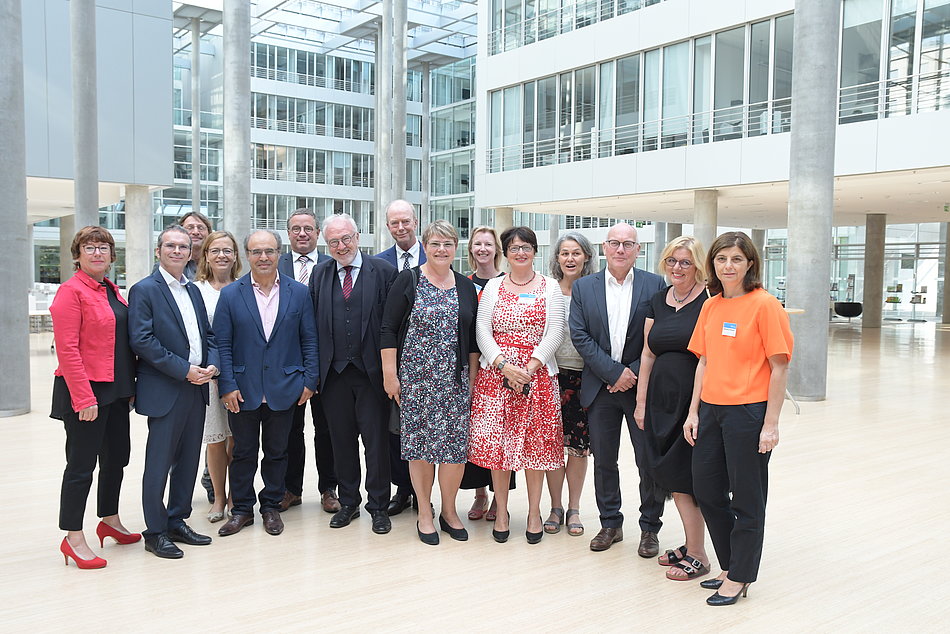 Gruppenfoto der Beteiligten am Projekt Interkultkom