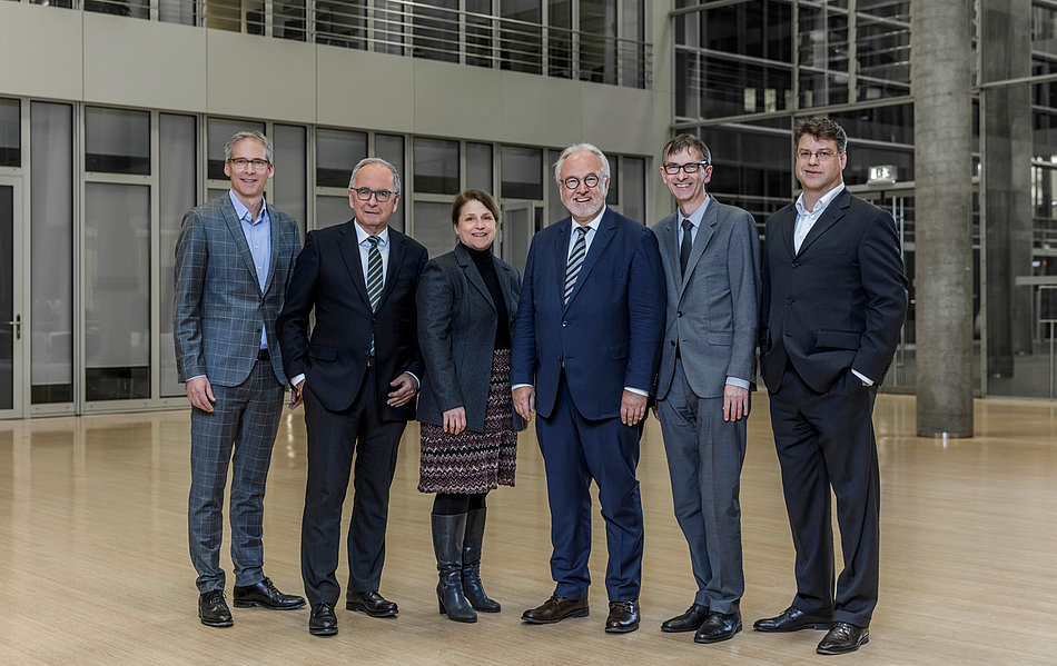 Gruppenfoto Redner Dialogforum 2020, Düsseldorf