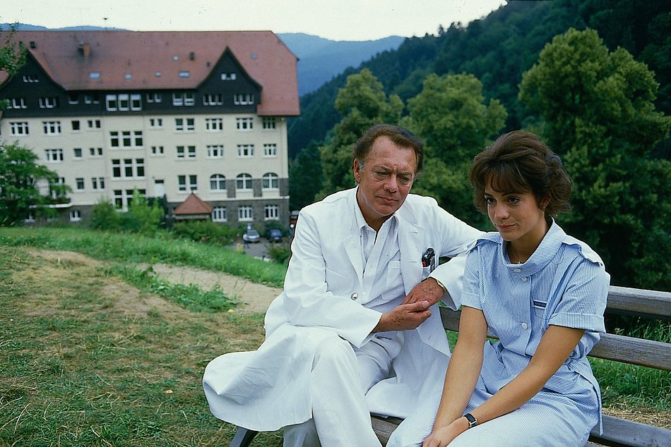Klausjürgen Wussow und seine Tochter Barbara in ihren Rollen in der Schwarzwaldklinik