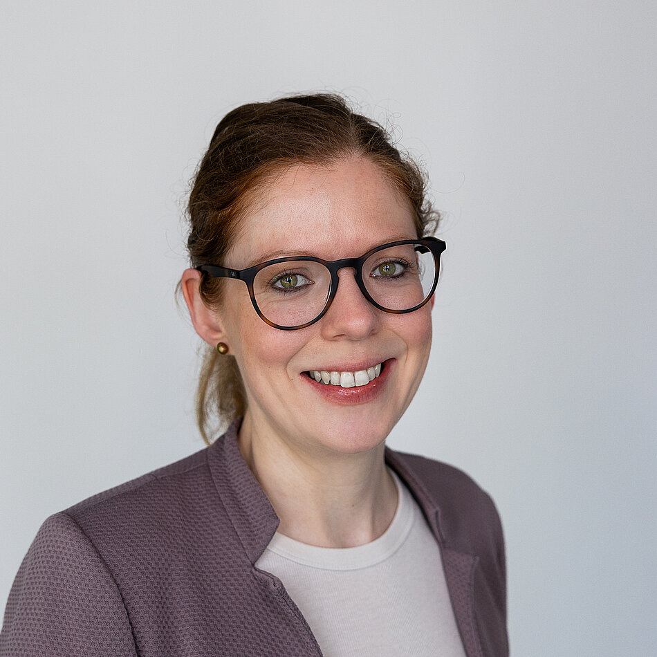 Dr. Victoria Frechen