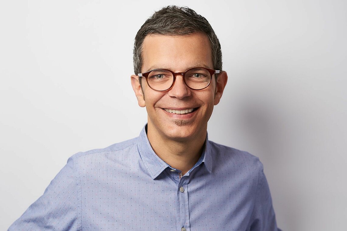 Dr. Bernhard Steinweg Portraitfoto von Dr. Bernhard Steinweg
