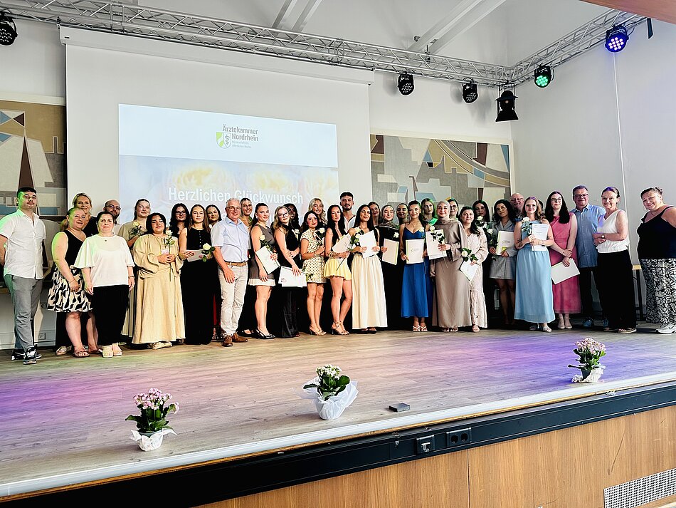 Gruppenfoto Lossprechungsfeier Oberhausen 2026 Gruppenfoto Lossprechungsfeier Oberhausen 2026