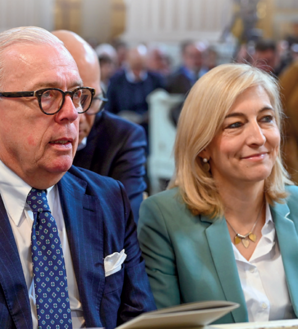 Nina Warken und Dr. Klaus Reinhardt auf dem DÄT