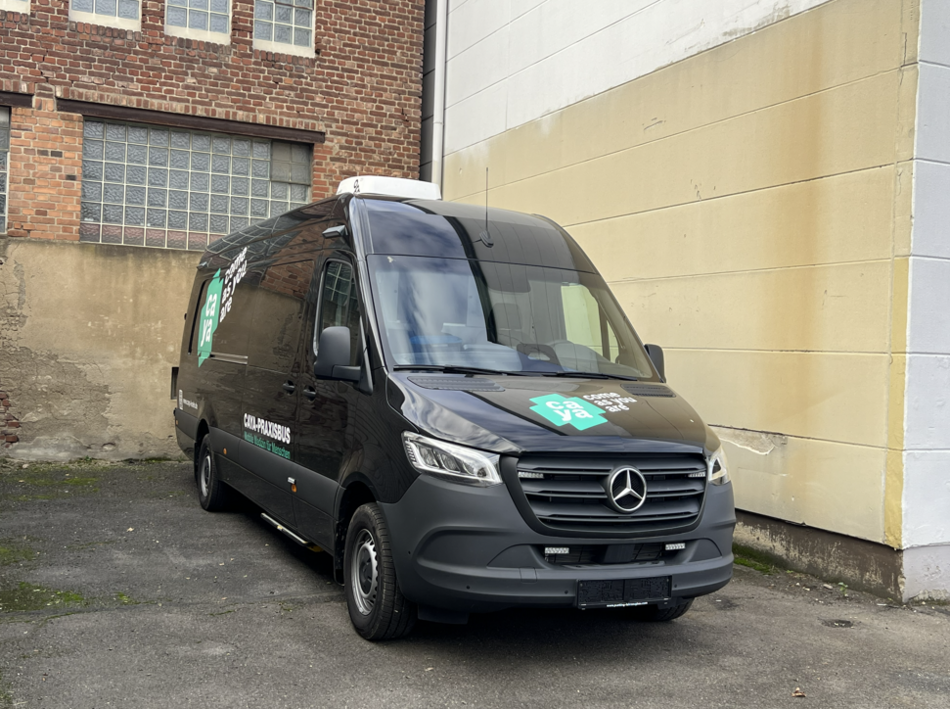 Ein Bild des Caya-Praxisbusses 