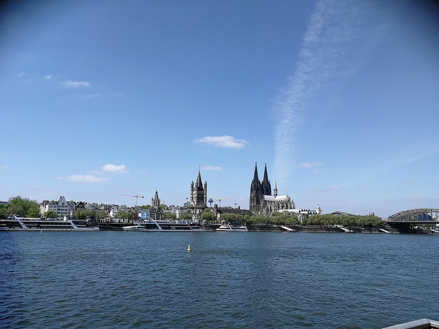 Rhein, Kölner Dom und Groß St. Martin