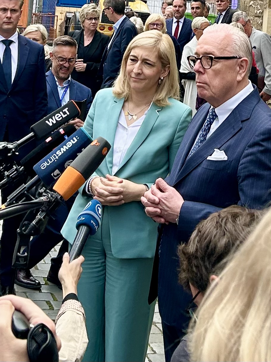 Nina Warken, Dr. Klaus Reinhardt auf dem 129. Deutschen Ärztetag