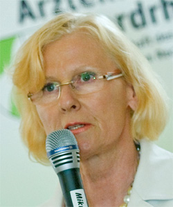 Dr. Astrid Bühren buehnren-astrid-250.jpg