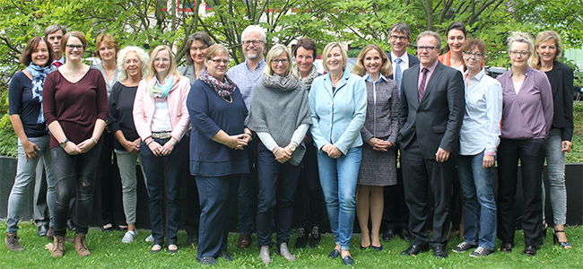 gruppenbild-patientenberatung-2016-650.jpg