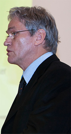 Professor Dr. Klaus Völker voelker-20100130-250.jpg